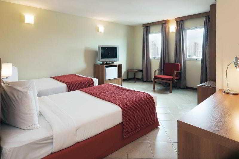 Holiday Inn Express Avenida Sumare 상파울루 객실 사진